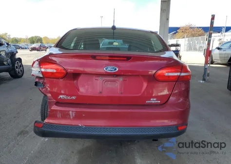 2015 Ford Focus Se z USA, uszkodzony, nr VIN 1FADP3F23FL253804